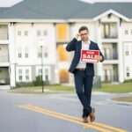 10 Creative Ways to Use Large Real Estate Signs for Business Advertising